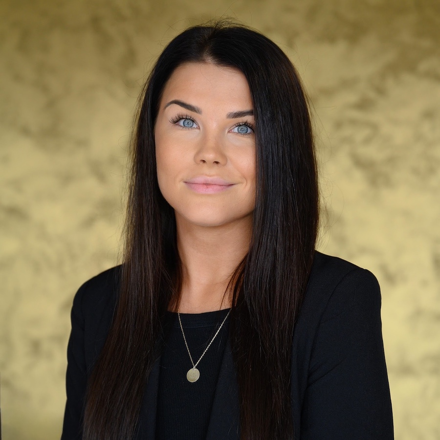 Karin 🇪🇪 🇬🇧